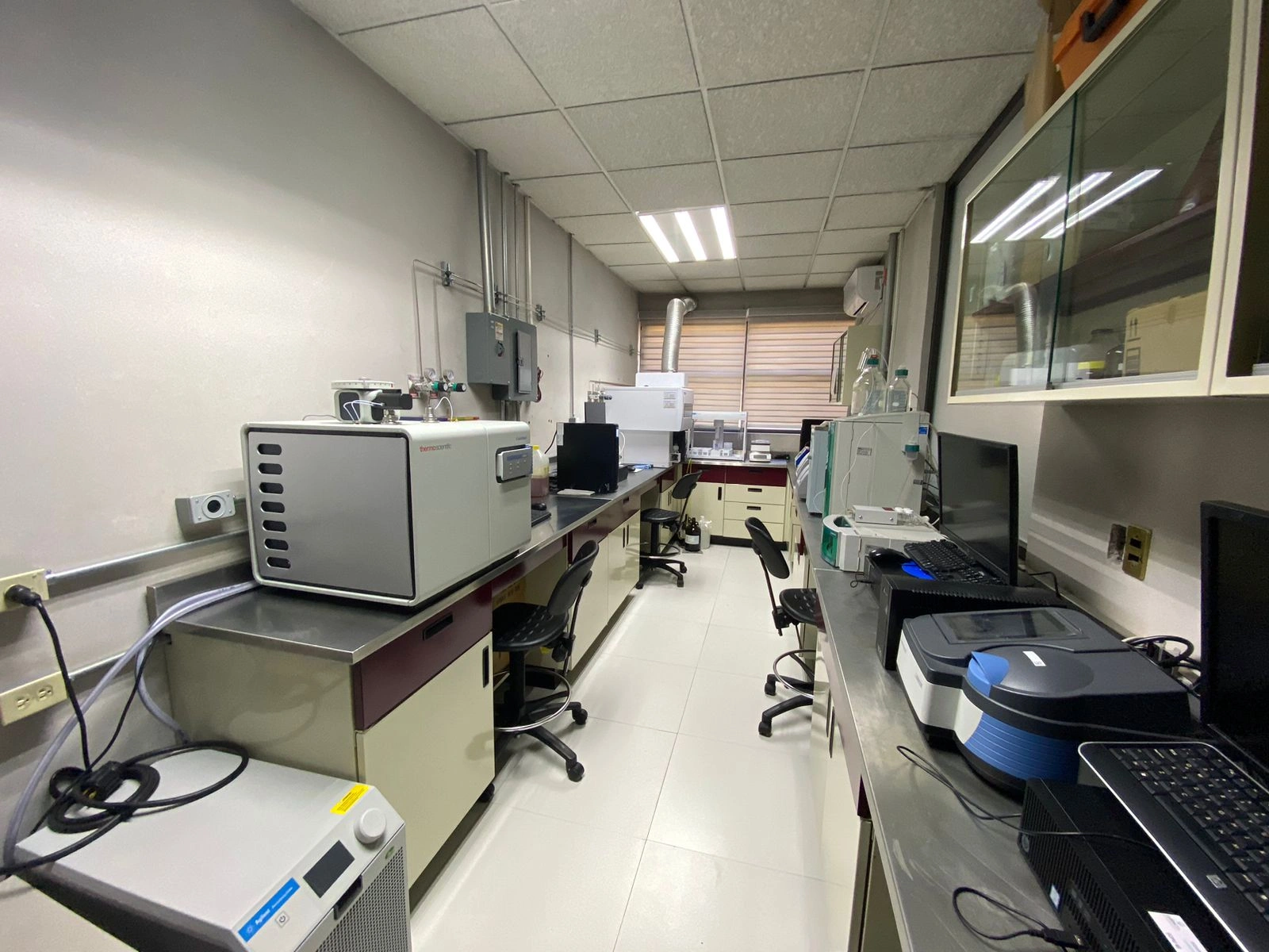 Laboratorio de química verde y electroquímica